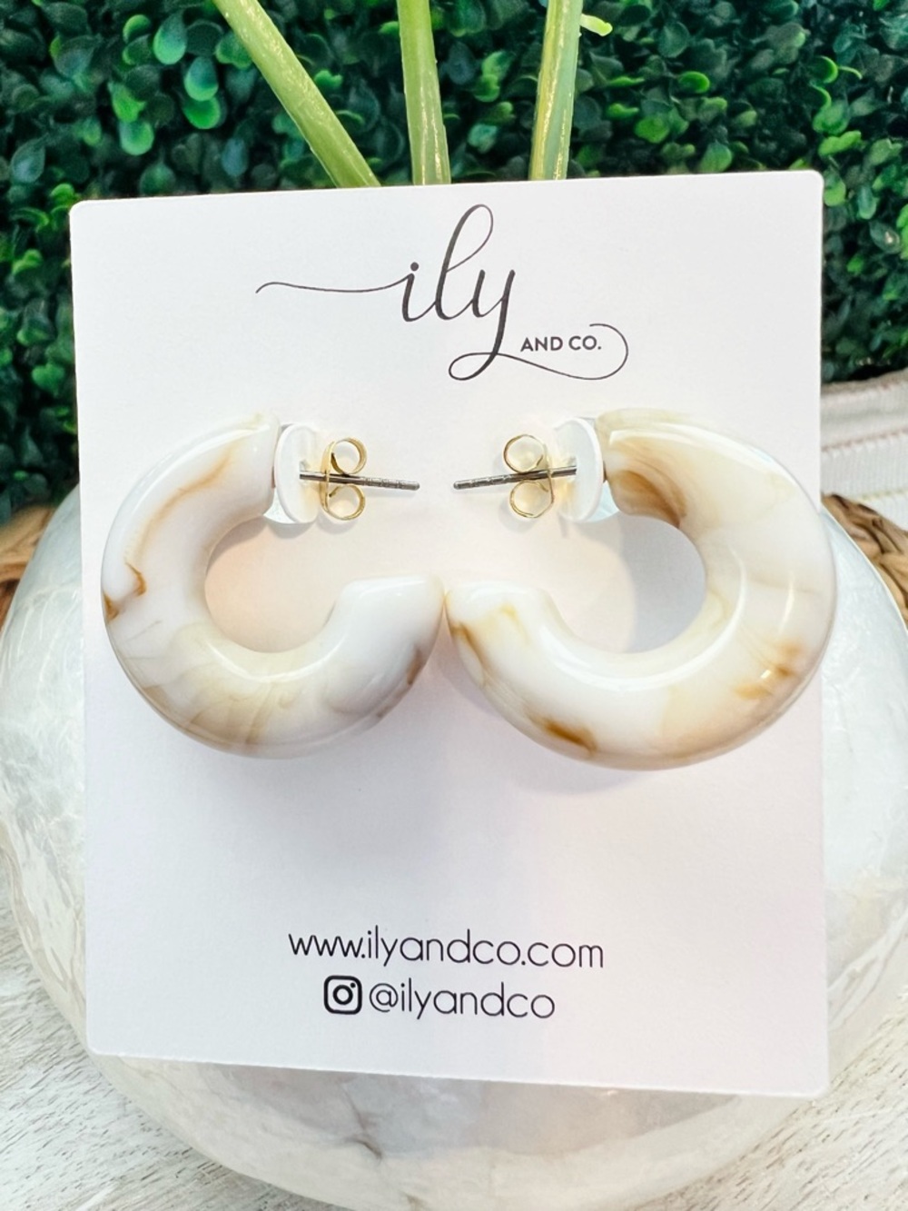 New Marbled Cream and Tan Round Hoop Earrings | Lightweight | Modern Geometric